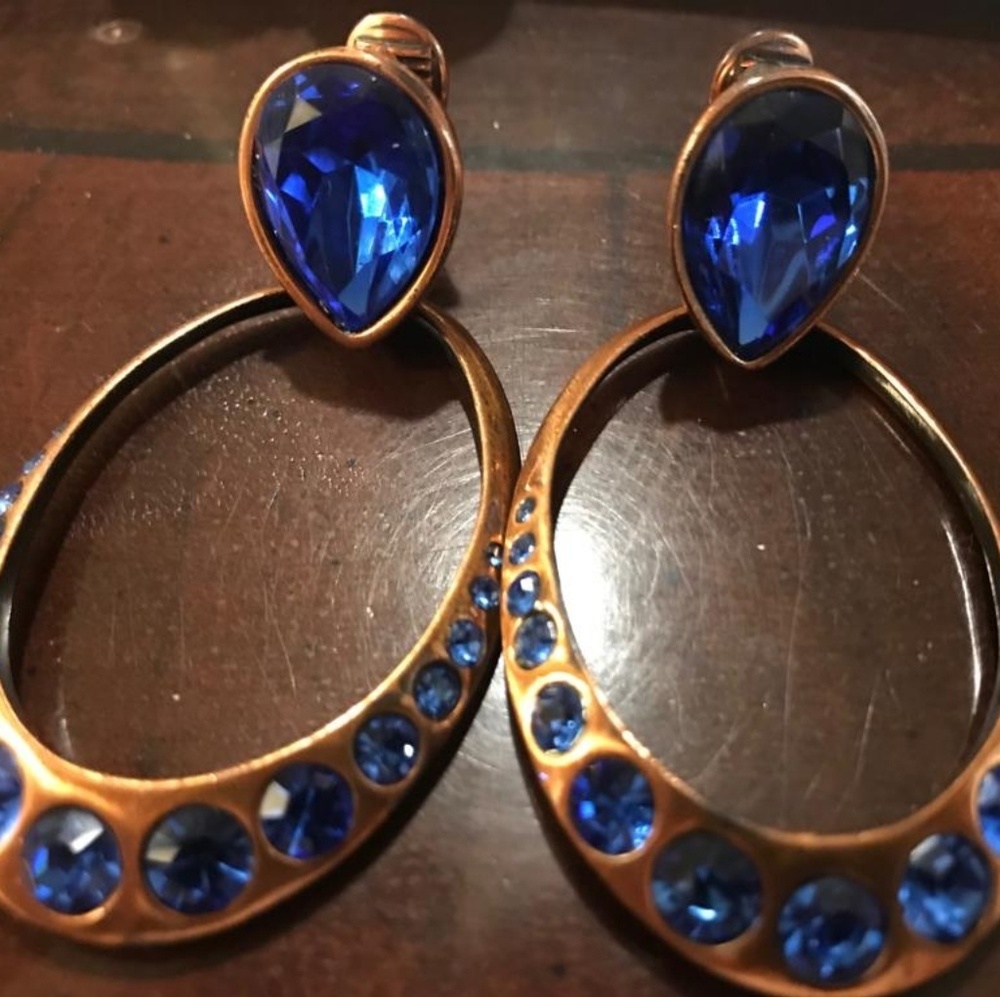 VINTAGE Yves Saint Laurent clip on earrings